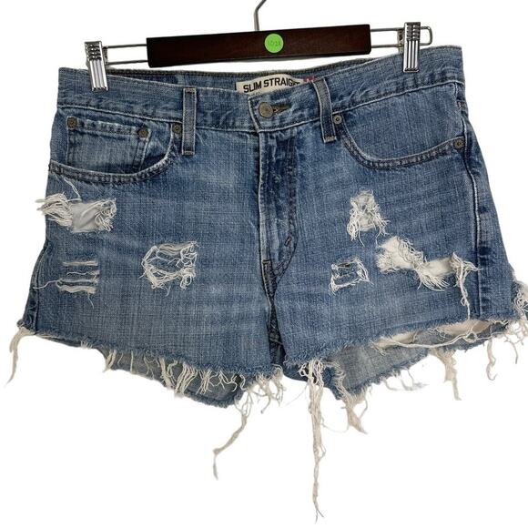Levis 514 Destructed Denim Shorts Size 33 Coastal Cowgirl Beachy Sexy Edgy Punk - Picture 1 of 8